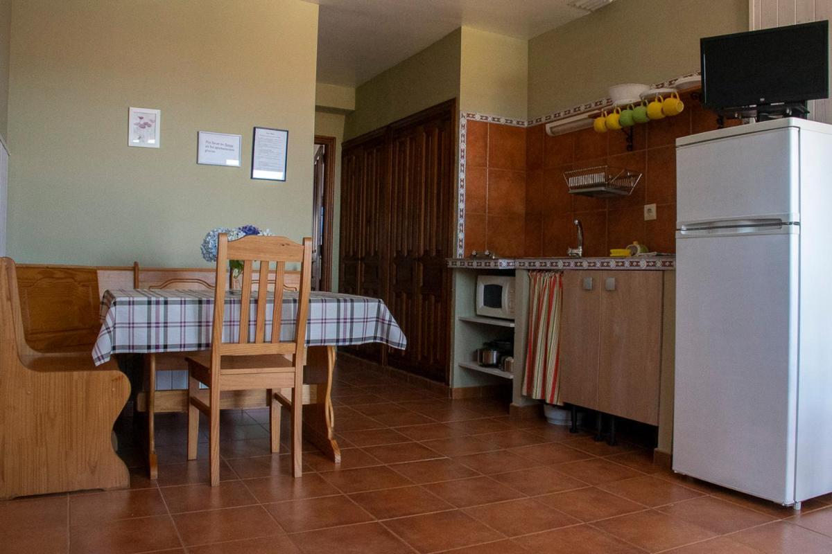 Apartamentos Y Habitaciones Casa Bego Valdredo Exterior photo